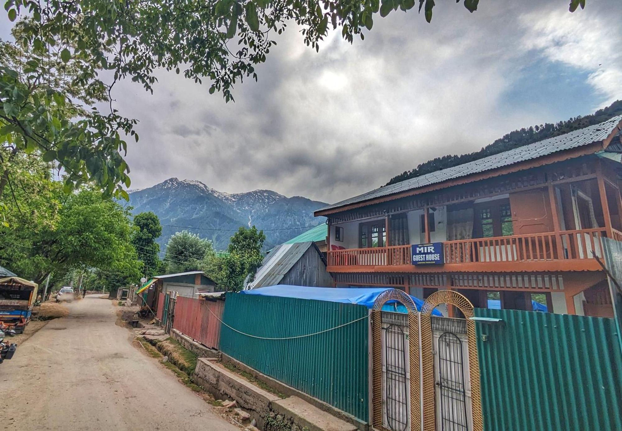Mir Guest House Pahalgām Exterior photo