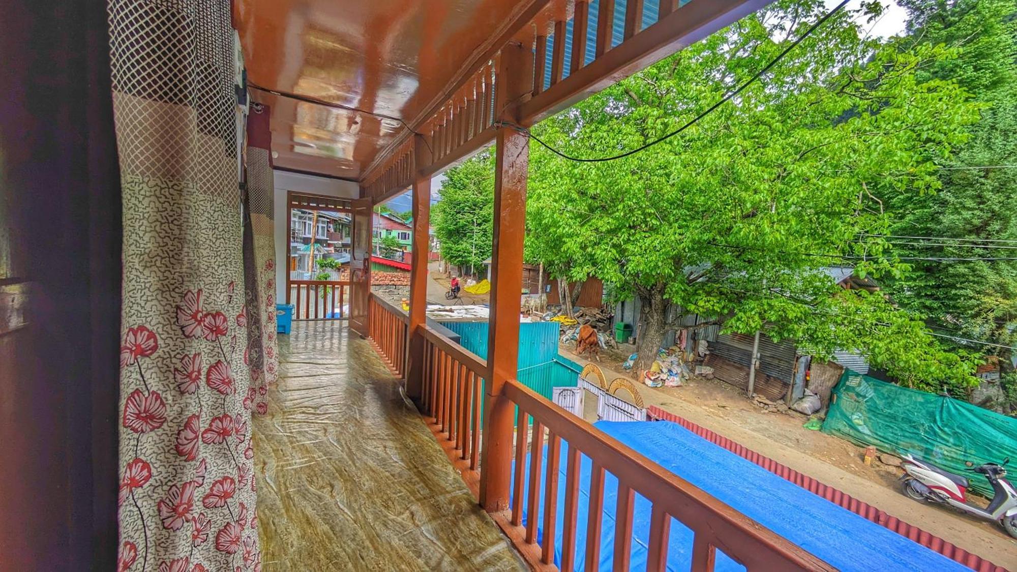 Mir Guest House Pahalgām Exterior photo